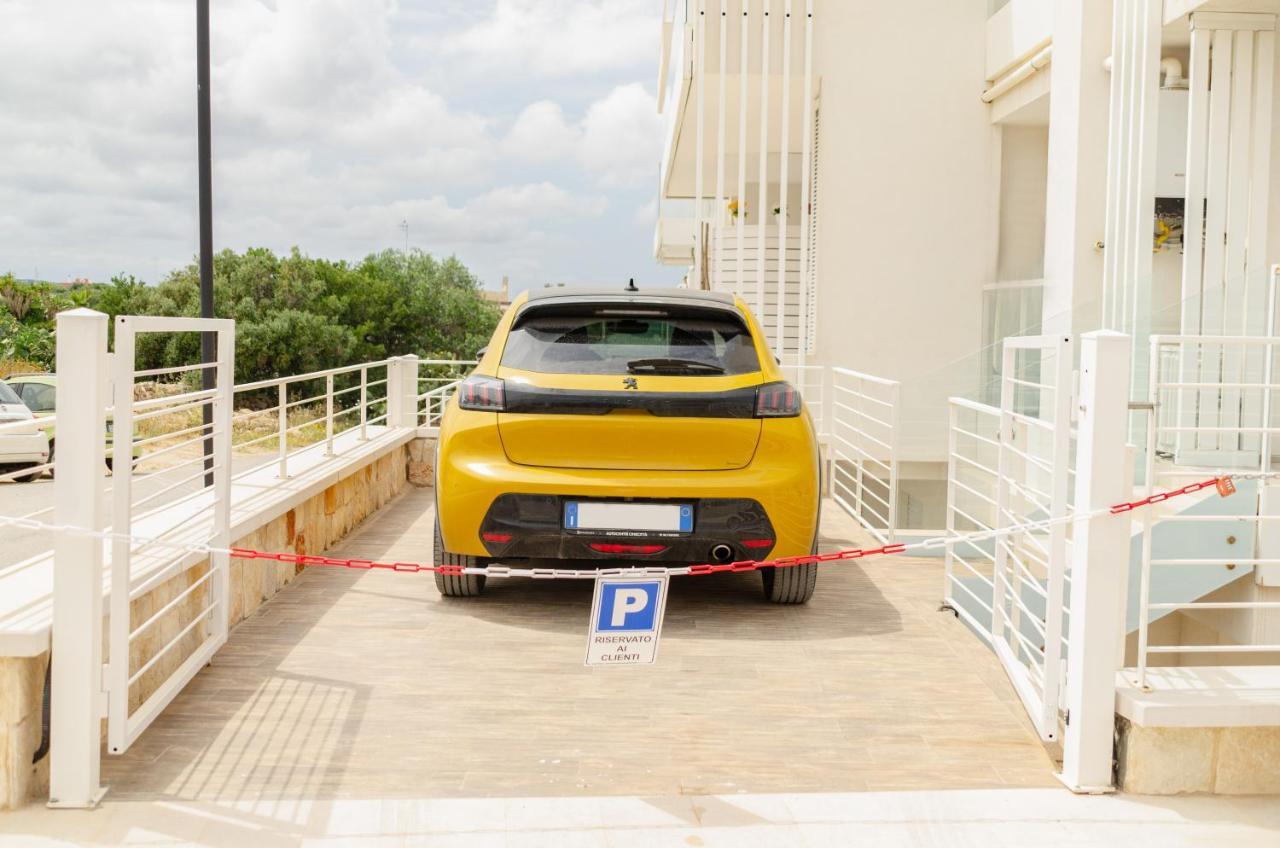 Apulialux Seaview Prestige Apt / Jacuzzi + Parking Appartement Polignano a Mare Buitenkant foto