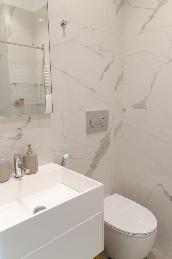 Apulialux Seaview Prestige Apt / Jacuzzi + Parking Appartement Polignano a Mare Buitenkant foto