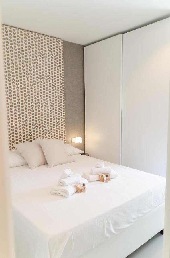 Apulialux Seaview Prestige Apt / Jacuzzi + Parking Appartement Polignano a Mare Buitenkant foto