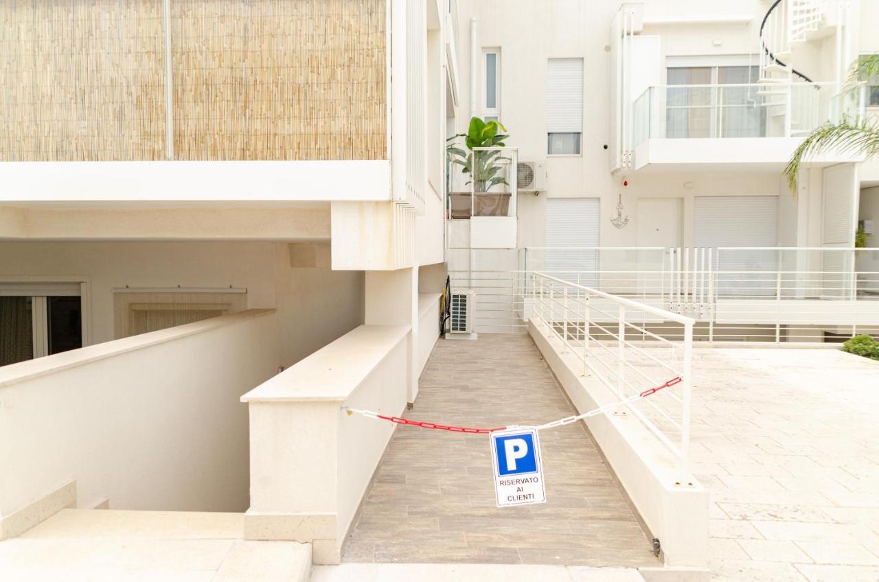 Apulialux Seaview Prestige Apt / Jacuzzi + Parking Appartement Polignano a Mare Buitenkant foto